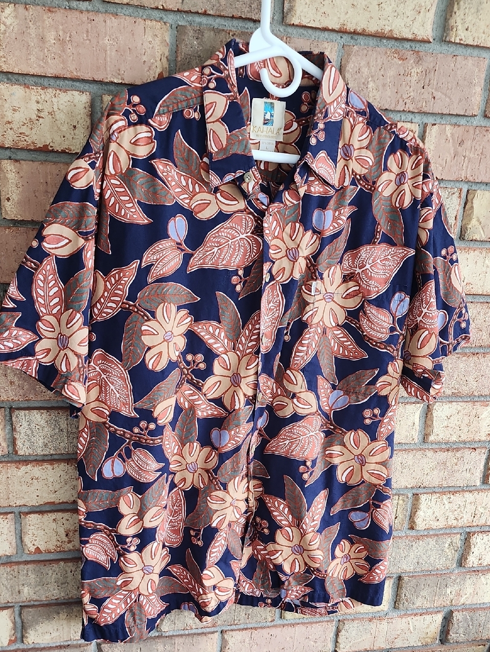 Kahala Navy Floral Size Large Short-Sleeve‎ Button Shirt
